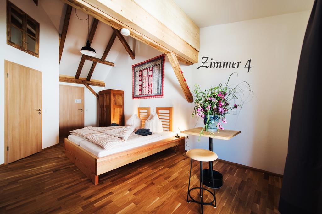 Alte Kass Hotel & Kaffeehaus Neidlingen Eksteriør billede